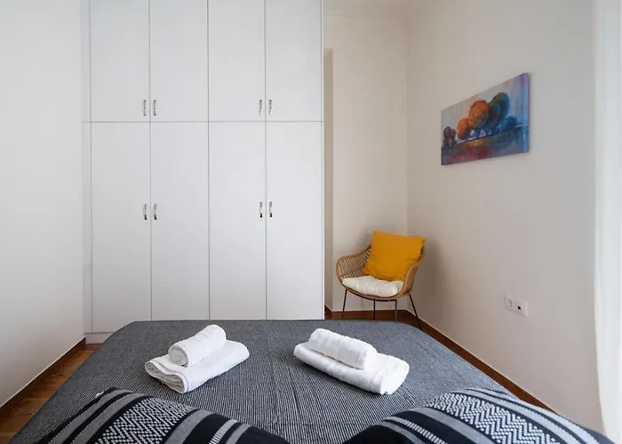 Modern Luxurious Apartment In The Heart Of Athens