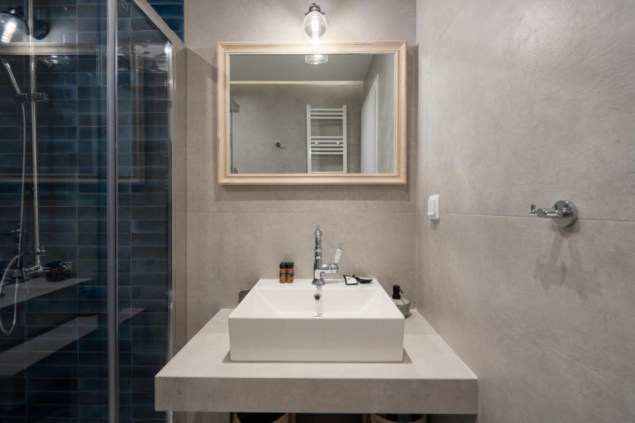 Modern Luxurious In The Heart Of *